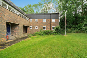 Front Aspect- click for photo gallery